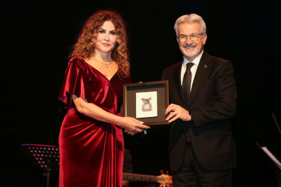 Nâzım Hikmet doğum gününde bestelenmiş eserleriyle anıldı