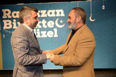 Yıldırım’da Erzincanlı’dan eşsiz şiir ziyafeti