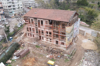 Yıldırım’da tarihi köşkte çalışmalar devam ediyor