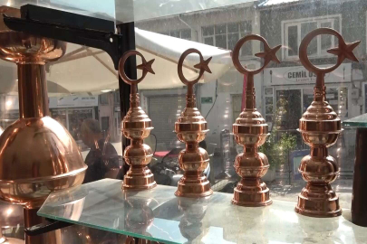 Türkiye’nin son 5 alemcisinden biri 120 yıllık aile mesleğini devam ettiriyor