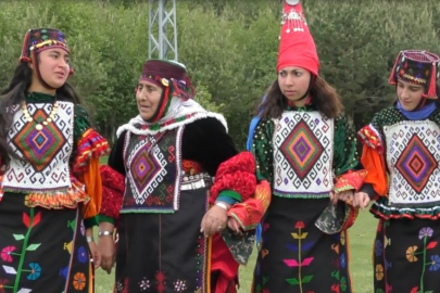 Damallı kadınlar, yöresel Türkmen kıyafetleri ile düğünlere renk katıyor