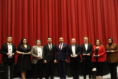Perde çocuk ve gençler için açıldı