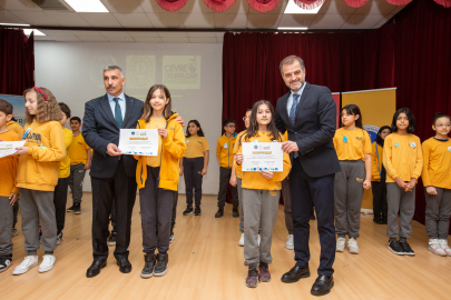 Çevre okuryazarı gençler ödüllendirildi