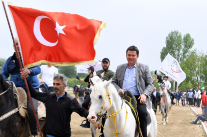 Rahvan atları fetih coşkusunu zirveye taşıdı