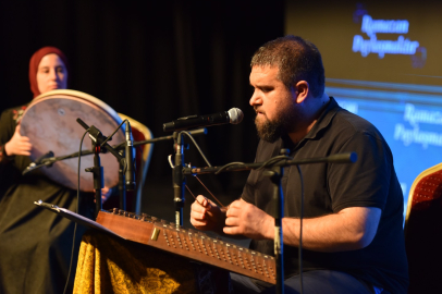 Yıldırım'da Santuri Sedat Anar konser verdi