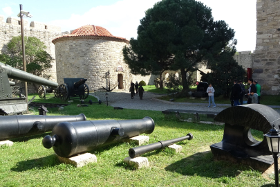 Tarihi zenginliği ile Çanakkale Deniz Müzesi