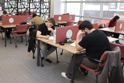 Gençlere üniversite yolunda sınav provası