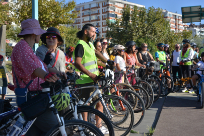 'Renkli Pedal' bisiklet turuyla sağlıklı yaşam ve temiz çevre vurgulandı