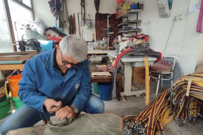 Kaybolan mesleklerden eyerciliğin son ustalarından...