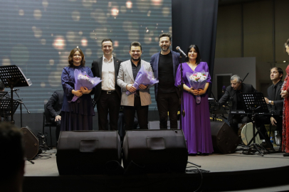 'Yüreğimizdeki Ezgiler' konseri izleyenleri büyüledi