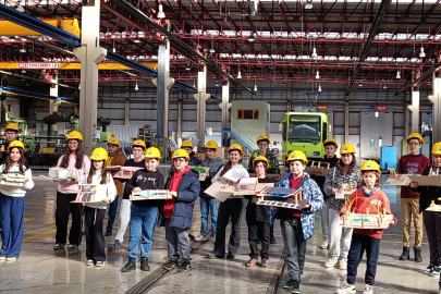 Öğrencilere ‘Raydan Yola: BURULAŞ’ta Bir Gün’ etkinliği