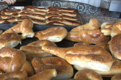 93 yıllık aile geleneği çocukları mutlu ediyor