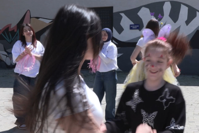 Bursa'da çocuklar patili dostlarla buluştu