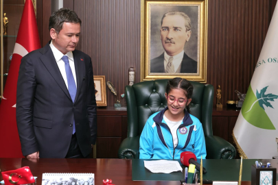 Osmangazi’de 23 Nisan’da anlamlı devir: Başkanlık koltuğu çocukların