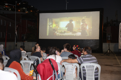Osmangazi’de yaz akşamları sinema keyfiyle renklendi